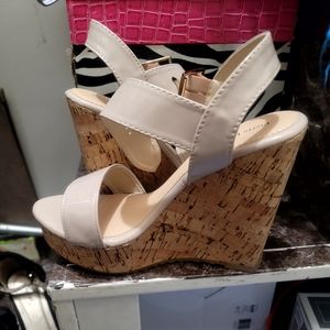 Pierre dumas wedges